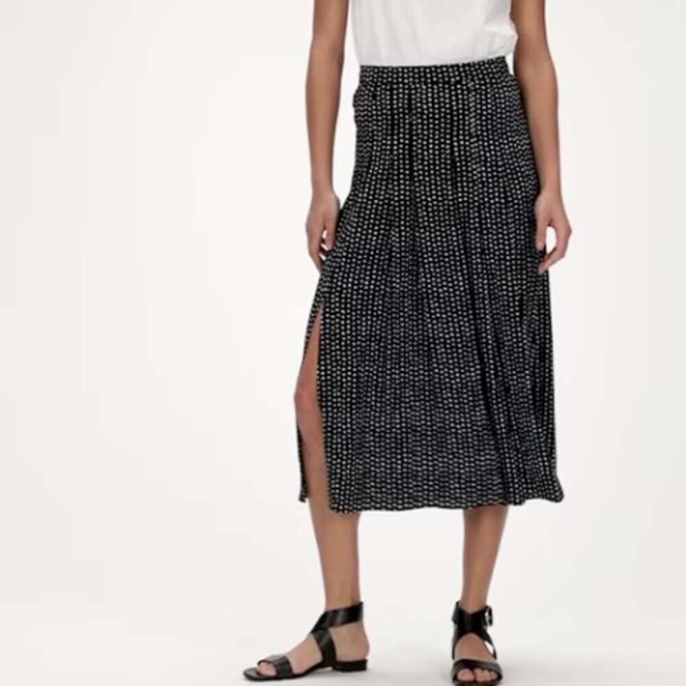 Banana Republic Pleated Polka Dot Midi Skirt Black White Classic Size 8 NWT New